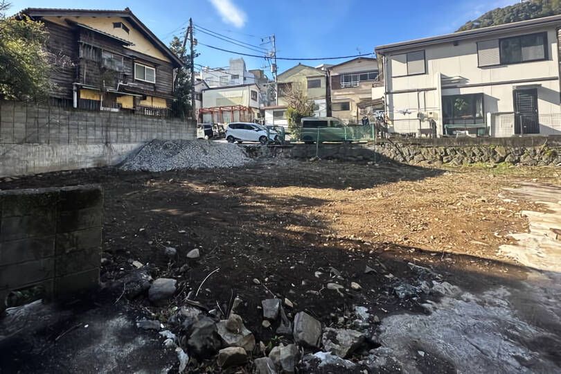 現地