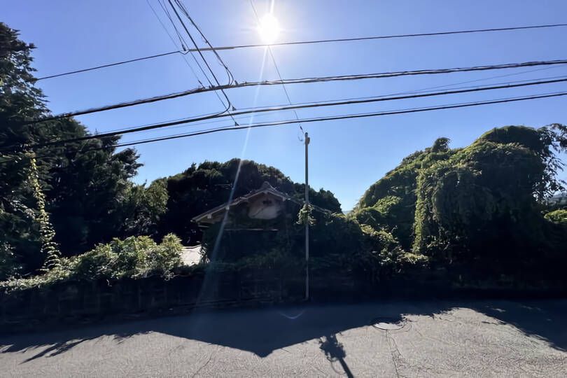 現地