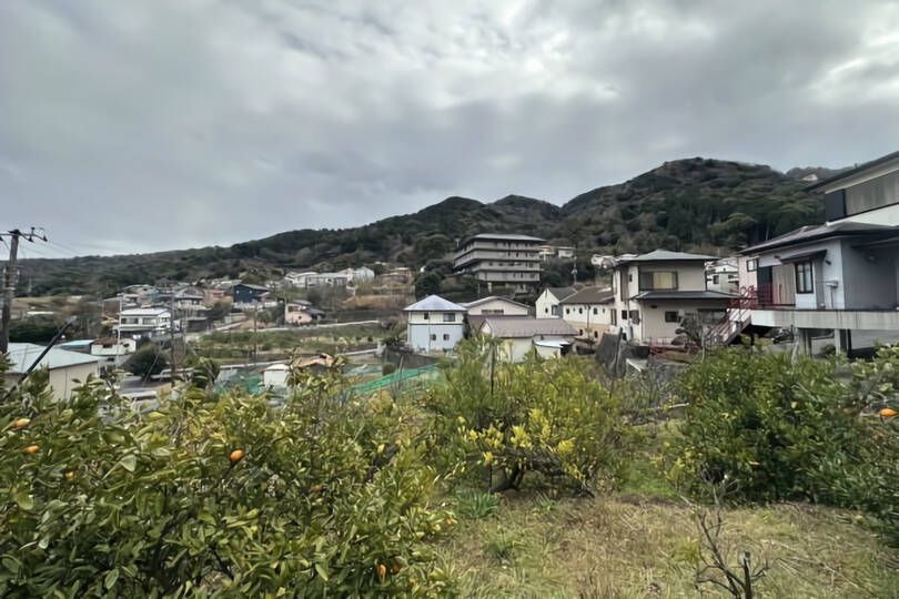 現地