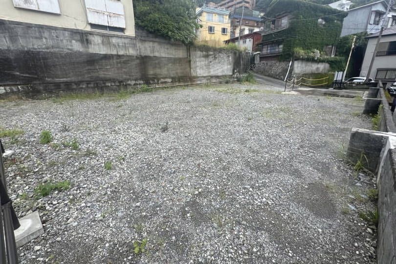 現地