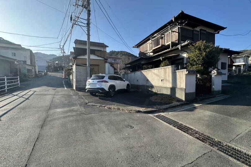 現地