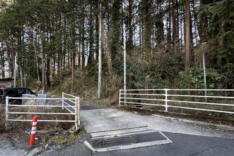 熱海市泉・緑に包まれる安らぎのある広大な敷地　約1915坪