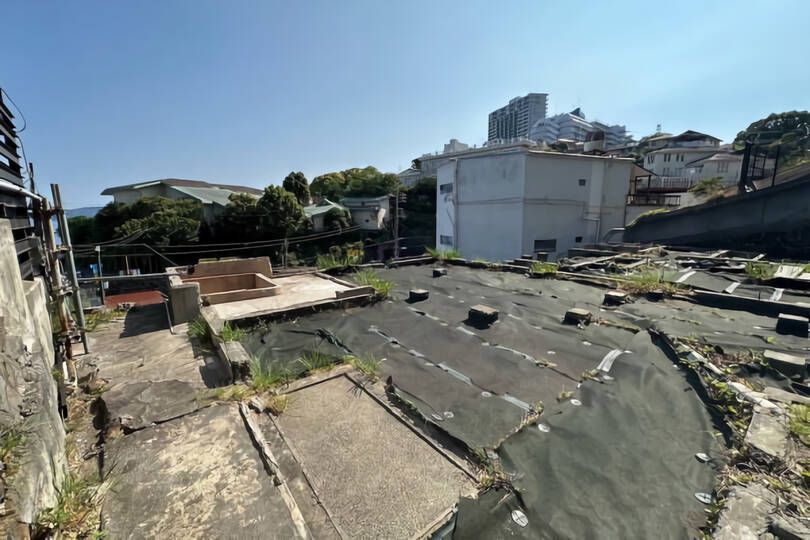 現地