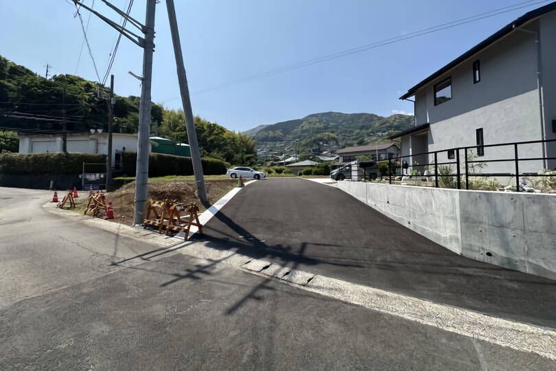 現地