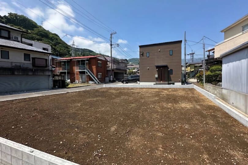 現地