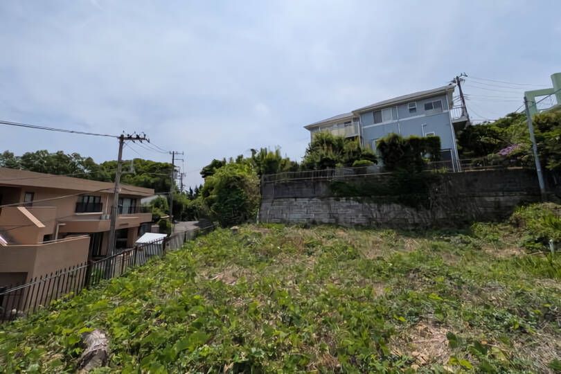現地