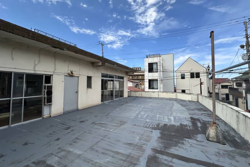 熱海市下多賀・駅＆海共に徒歩約2分 敷地約71坪平坦角地の古家付売地