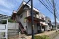 現地