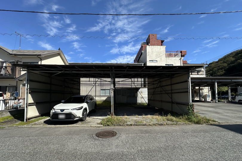現地