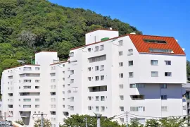 相模湾と水平線を一望!サウナ付き温泉大浴場の伊豆山リゾート